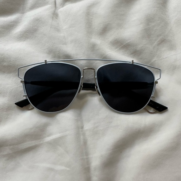 DIOR TECHNOLOGIC SUNGLASSES - Picture 3 of 8